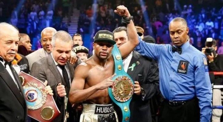 Organización Mundial de Boxeo despoja a Mayweather del título que le ganó a Pacquiao