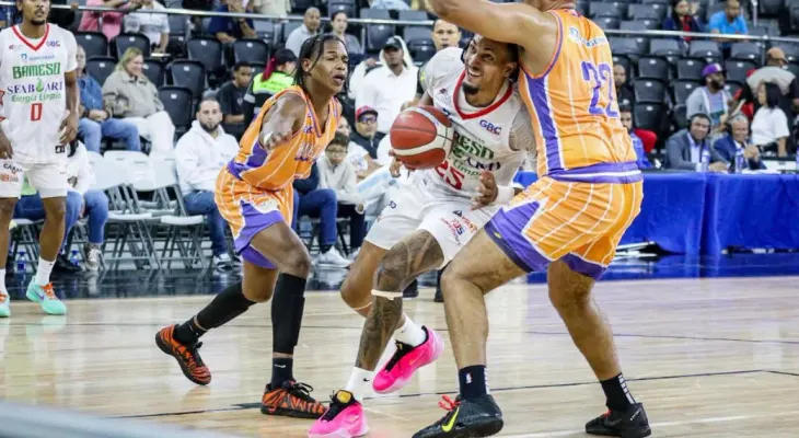 Bameso aplasta 85-58 a Huellas del Siglo y se afianza en el cuarto lugar del TBS Distrito
