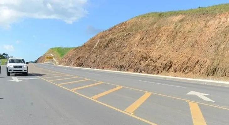 MOPC abre al tránsito carretera Bávaro-Uvero Alto-Miches