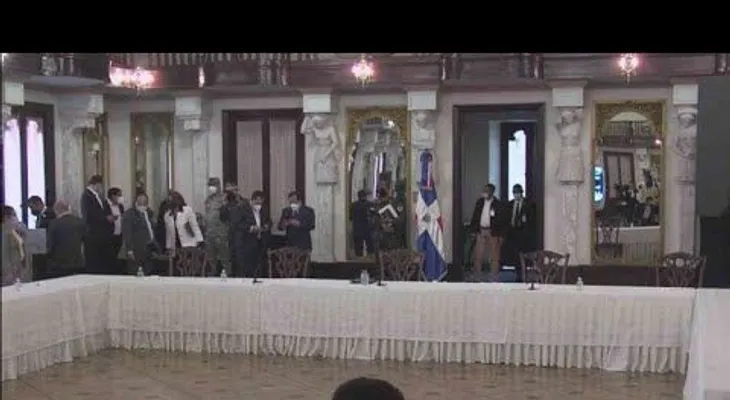 Endurecimiento de medidas por COVID-19 deja muchos con el "moño hecho" y obliga cambiar de planes