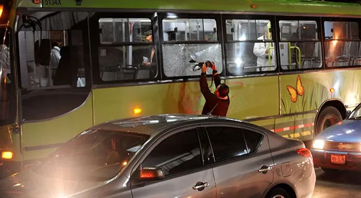 Liberan bajo fianza mujer que atropelló y mató asaltante