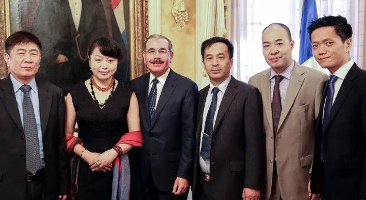 Empresarios chinos visitan al presidente Danilo Medina