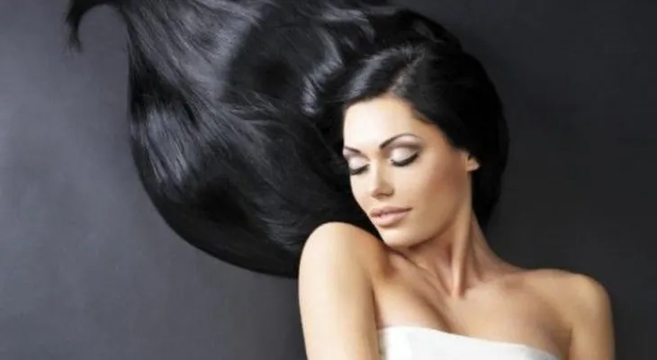 Trucos para lucir el cabello más brillante que nunca 