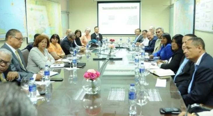 Ministerio Salud coordina acciones para prevenir propagación del dengue