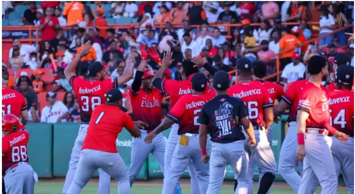 Escogido vence a Toros y queda a un triunfo de ganar la corona
