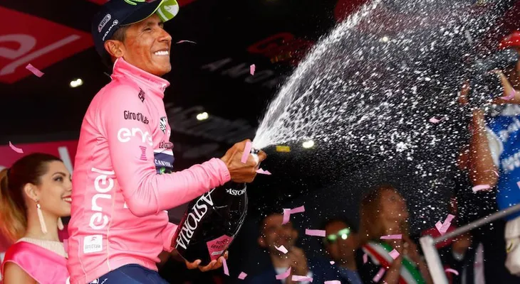 Nuevo triunfo colombiano en el Giro d'Italia: Nairo Quintana se viste de rosa