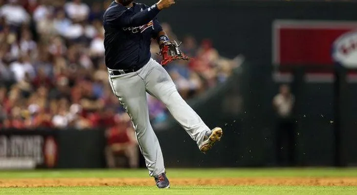 Bravos de Atlanta envían a Milwaukee al dominicano Juan Francisco