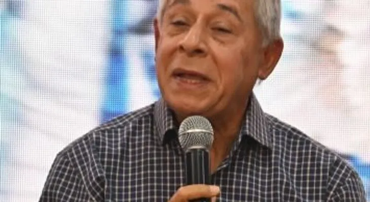 Embajador Salcedo exhorta a aprovechar últimos días de la Feria del Libro 2026