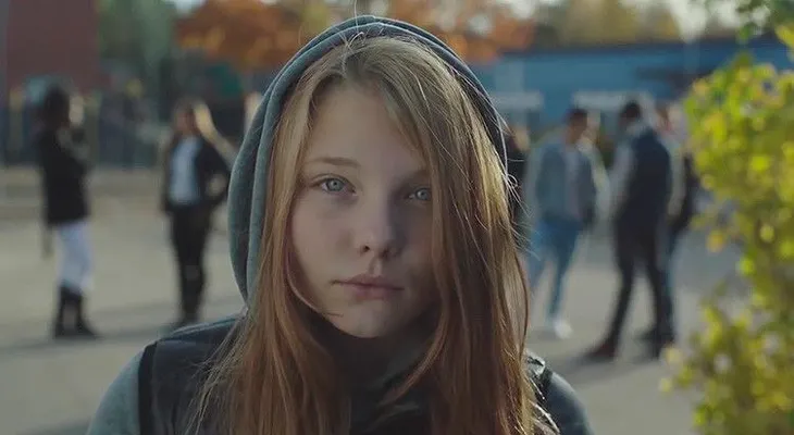 Querido papá..: Un chocante VIDEO noruego muestra impacto de la violencia contra las mujeres
