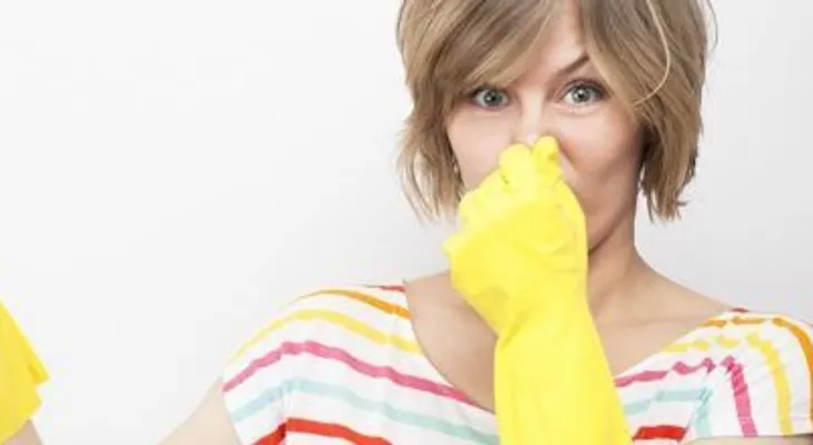 Cómo eliminar el mal olor del baño, las mascotas, bote de basura y del refrigerador
