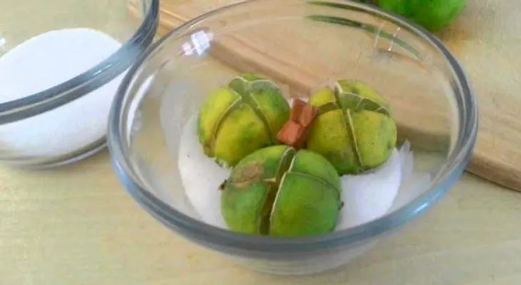 Será increíble cuando lo haga: Coloca 3 limones en tu mesa de noche