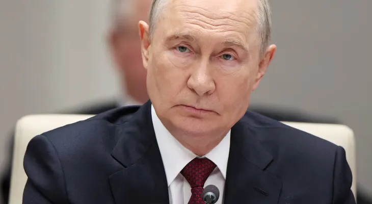 Putin asegura que Rusia "está ganando" en Ucrania y descarta negociación con Kiev