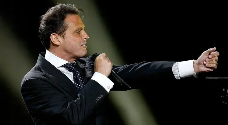 Luis Miguel llega a un acuerdo con su exmánager