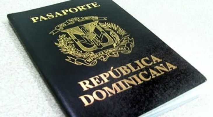 Pasaportes dominicanos tendrán vigencia de 10 años desde el lunes