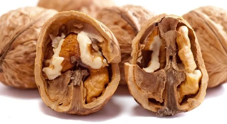  ¡Genial! Comer nueces ayuda a prevenir la depresión