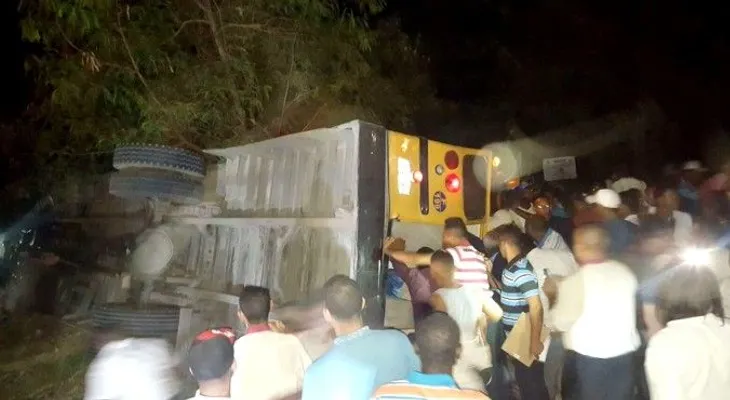 Al menos 25 heridos en Punta Cana por choque entre carro y autobús