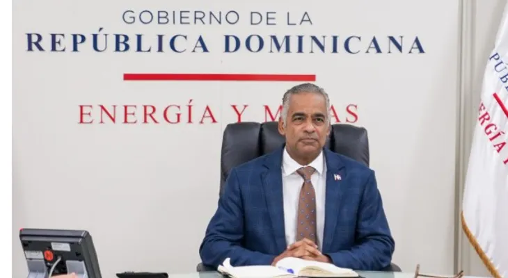 FMI analiza economía de RD en energía y minería.