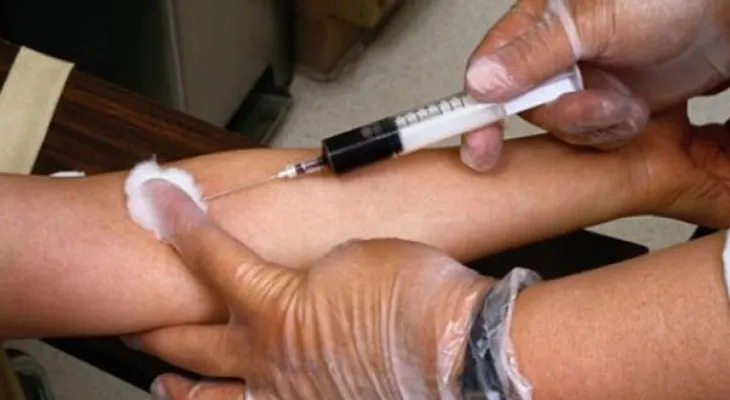Pacientes con VIH podrían quedarse sin medicinas en junio