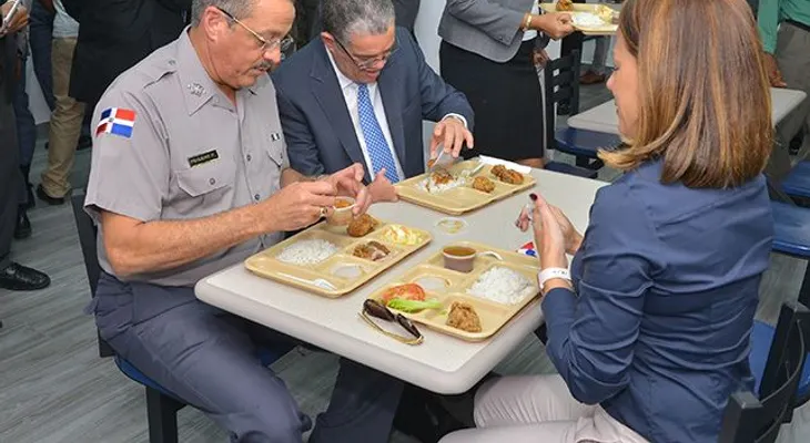 Rasos y generales comerán la misma comida en Palacio de Policía