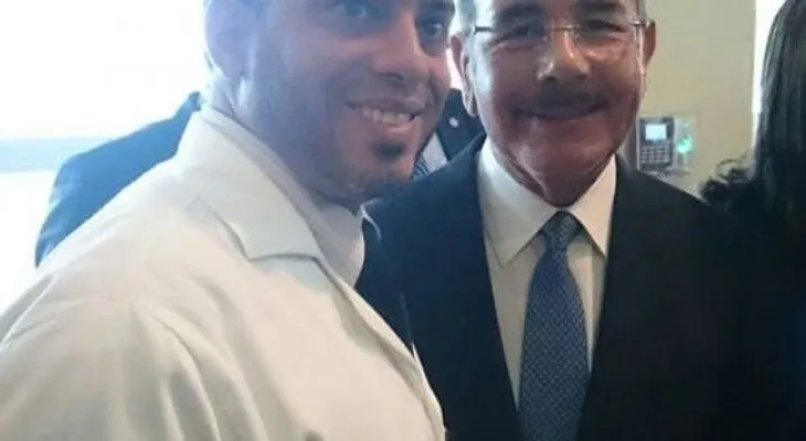 Danilo visita al hijo del viceministro asesinado a tiros