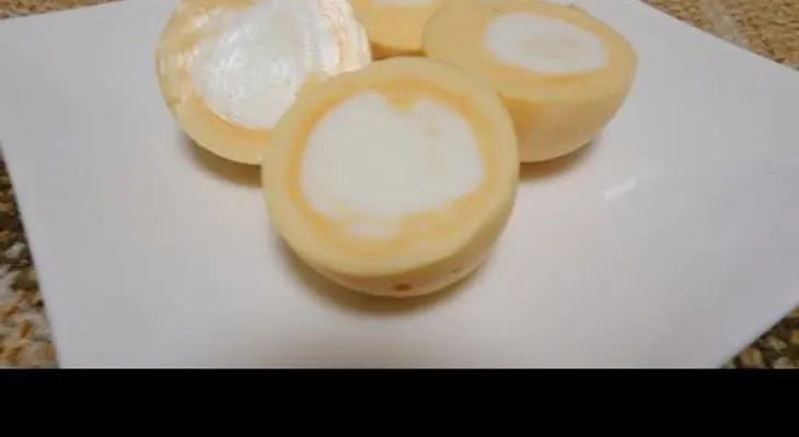 Así se invierten los colores de un huevo... ¡sorpresa!  (VIDEO)                     