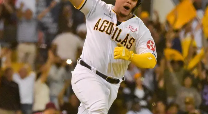 Águilas dan señales de vida en el Round Robin con dramática victoria ante los Gigantes