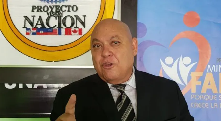 Pre candidato del PTD también se opone a reelección; dice Danilo lo lamentaría