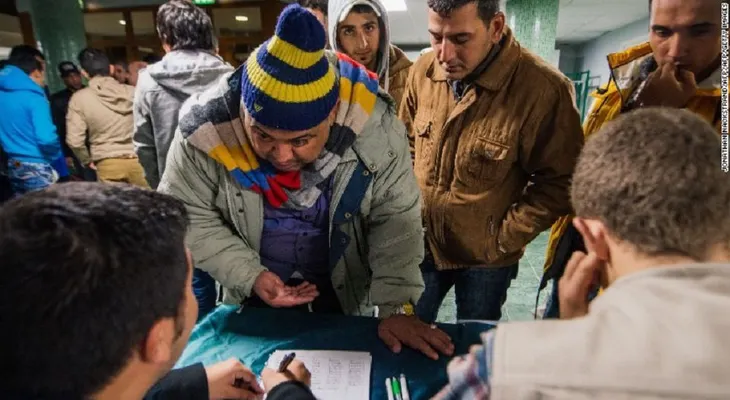 Suecia podría expulsar a 80.000 inmigrantes el próximo año