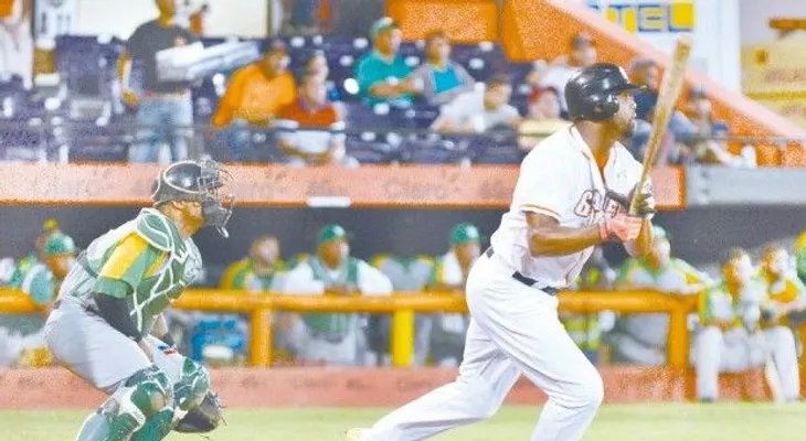 Los Gigantes propinan el tercer revés en fila a EO