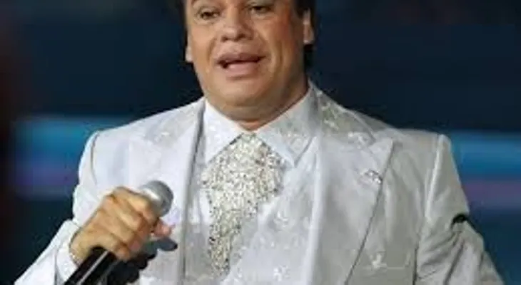 Trasladan el cuerpo de Juan Gabriel de la funeraria de Los Ángeles