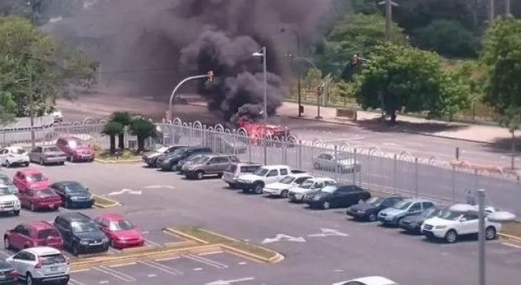 Yipeta coge fuego en la avenida Máximo Gómez