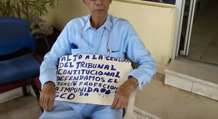 Rafael G. Santana en protesta