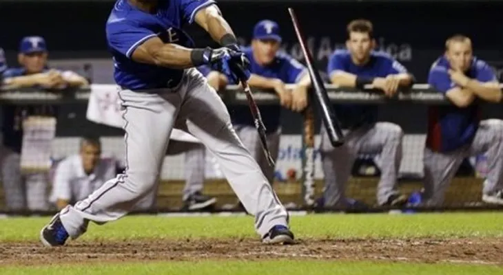 Beltré pega 2 jonrones y Rangers se imponen