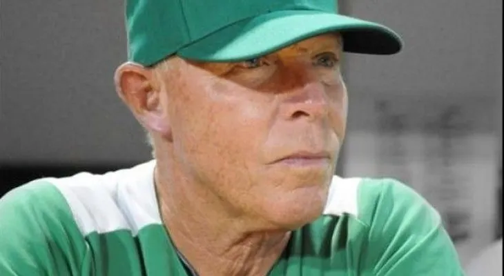 Estrellas despiden a Dean Treanor; Mendy López lo sustituye