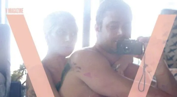 Lady Gaga hace el amor para portada de una revista
