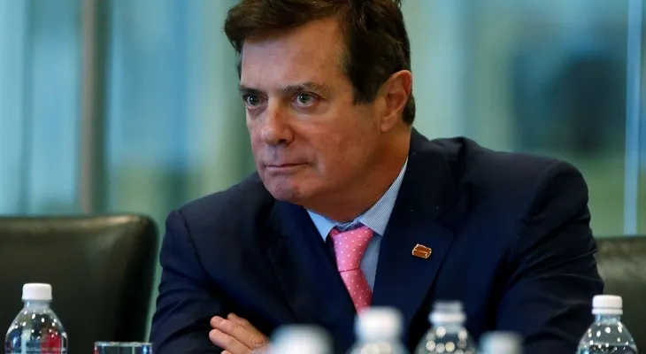 "Conspiración contra EEUU y los otros 11 cargos por los que imputaron al ex jefe de campaña de Donald Trump