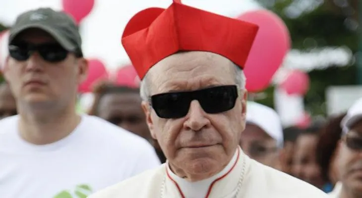 Quince organizaciones darán apoyo al padre Serrano; advierten al Cardenal
