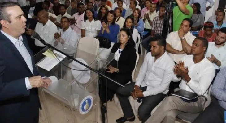 Luis Abinader dice promoverá "unidad total" de la oposición, incluyendo al PRD