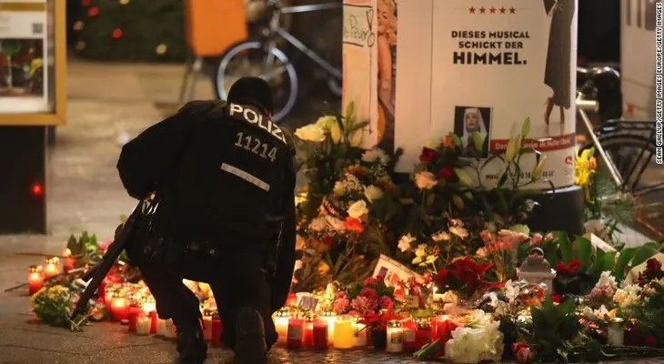 Persecución en Alemania para hallar al autor del ataque en Berlín, que ISIS afirma haber inspirado