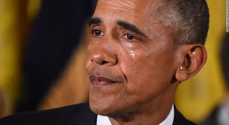 ¿Por qué las lágrimas de Obama son tan revolucionarias?
