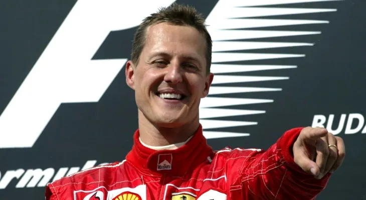 Ferrari rendirá homenaje a Michael Schumacher en el Gran Premio de Italia con trajes especiales y decoración conmemorativa