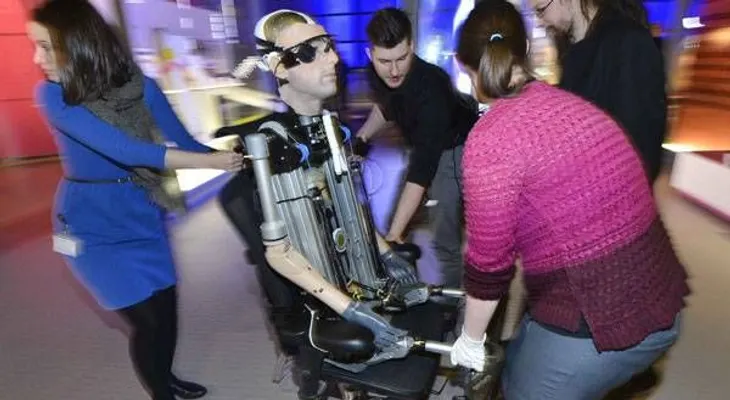 Crean "hombre biónico" con órganos artificiales; un gran avance de la ciencia médica