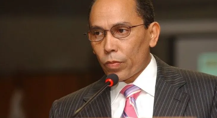 Radhamés Jiménez encabeza defensa del alcalde acusado de desfalco