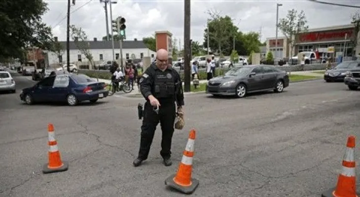 Preso mata policía que lo trasladaba a otra prisión en Nueva Orleans