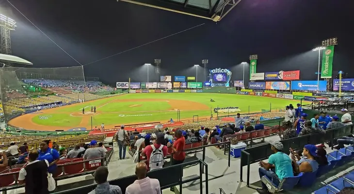 Corporación mixta asumiría administración del Estadio Quisqueya y Coliseo Teo Cruz