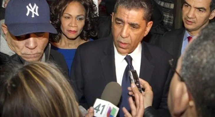 Video: Gobernador de NY respalda a Rangel frente al dominicano Espaillat
