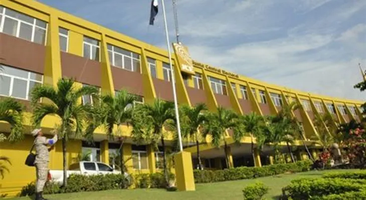Grupo de 182 dirigentes piden a JCE certifique que pertenecen al CEN