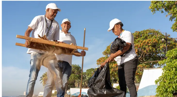 Operativos de limpieza de playas protegen ecosistemas costeros