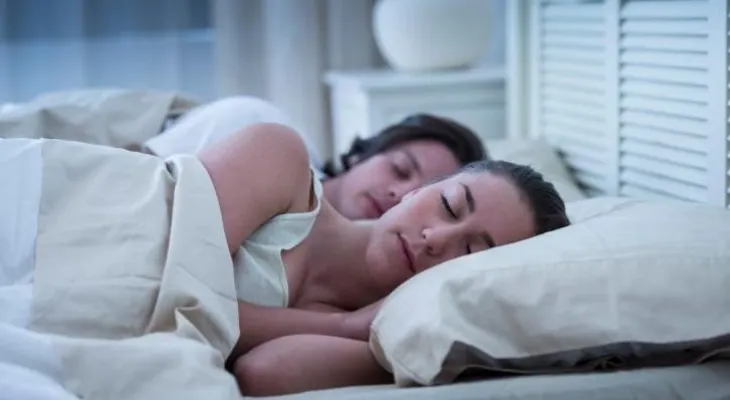 Antes de romper con tu pareja, tómate una siesta. Mira por qué