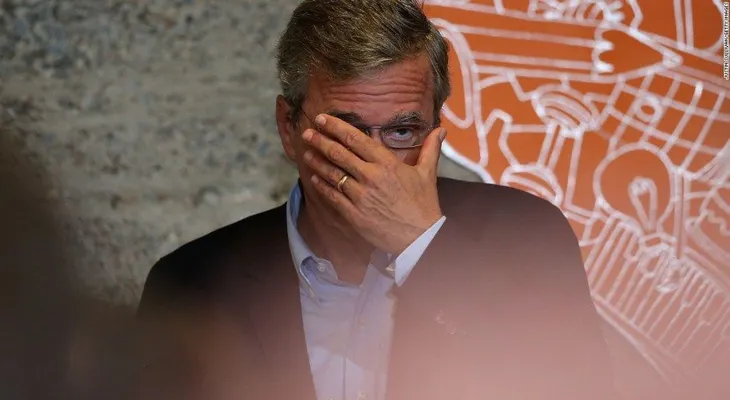 Jeb Bush le pide perdón a su mamá tras admitir que fumó marihuana en el colegio